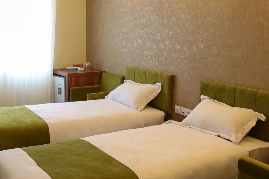 Minoo Hotel in Qazvin