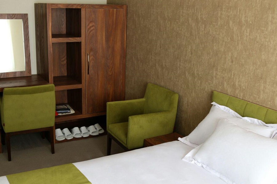 Minoo Hotel in Qazvin