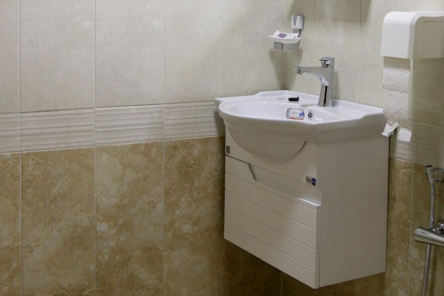 Minoo Hotel in Qazvin